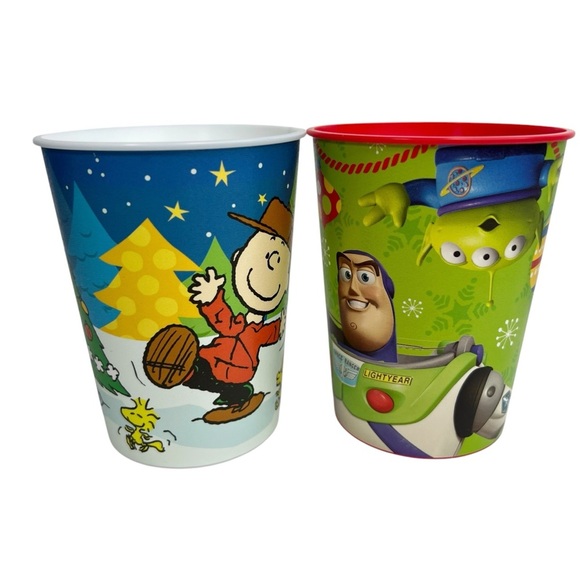 Lot of 4 Technimark Christmas Plastic Cups: Toy Story, Grinch, Peanuts, Frosty - Picture 3 of 9